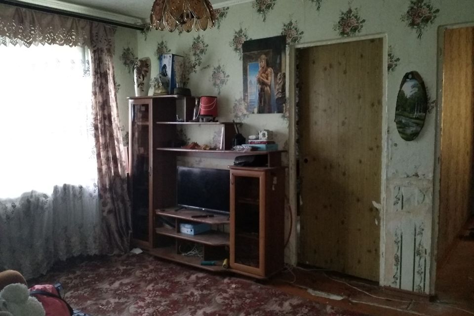 Продаётся 4-комнатная квартира, 57.6 м²