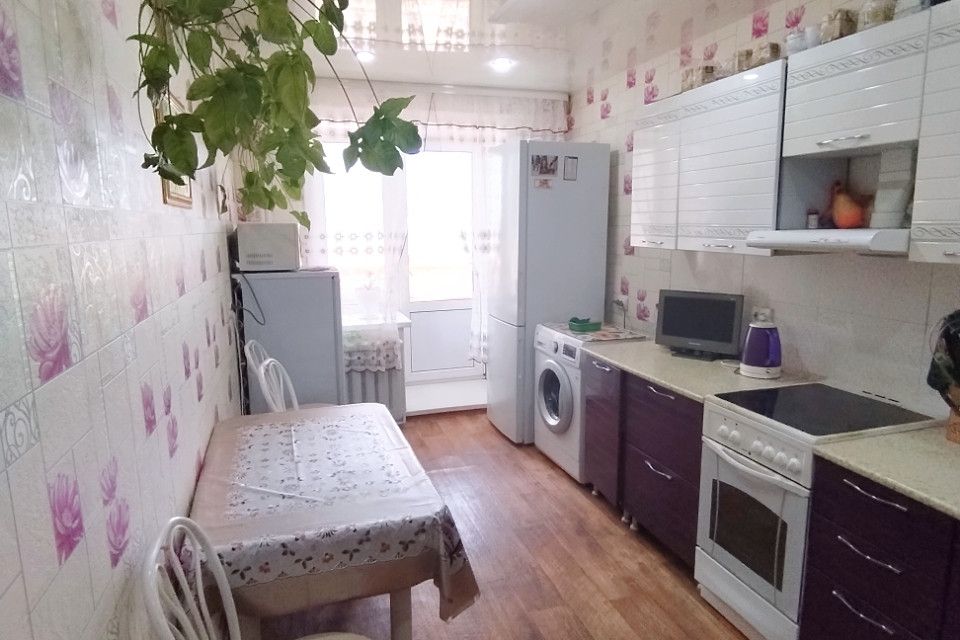 Продаётся 2-комнатная квартира, 64.8 м²