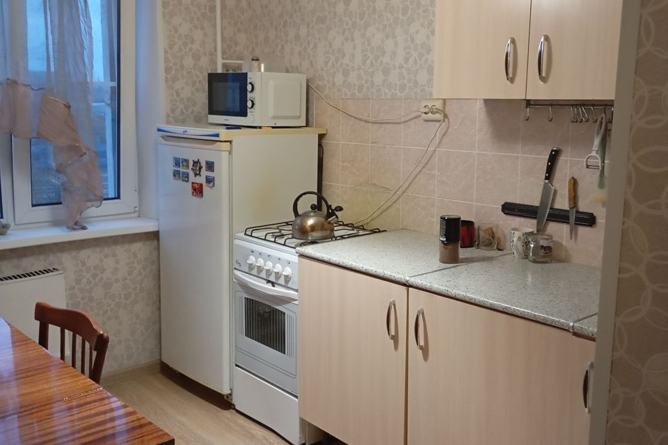 Продаётся 3-комнатная квартира, 63.4 м²