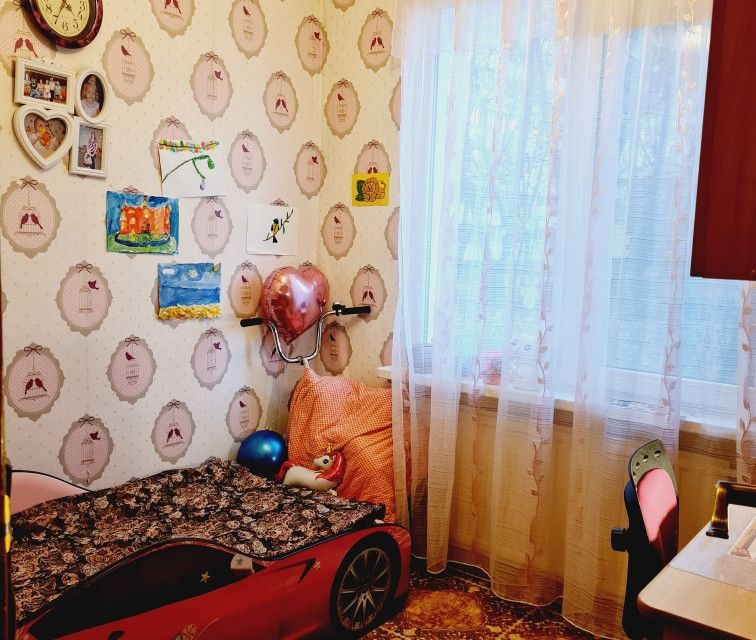Продаётся 3-комнатная квартира, 42 м²