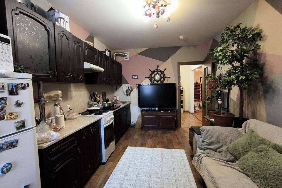 Продаётся 3-комнатная квартира, 79.6 м²