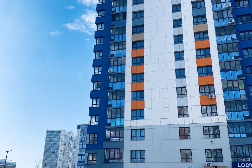 Продаётся 2-комнатная квартира, 63.5 м²
