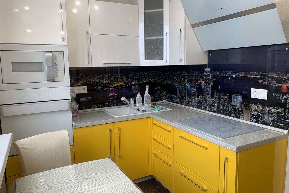 Продаётся 1-комнатная квартира, 37.6 м²