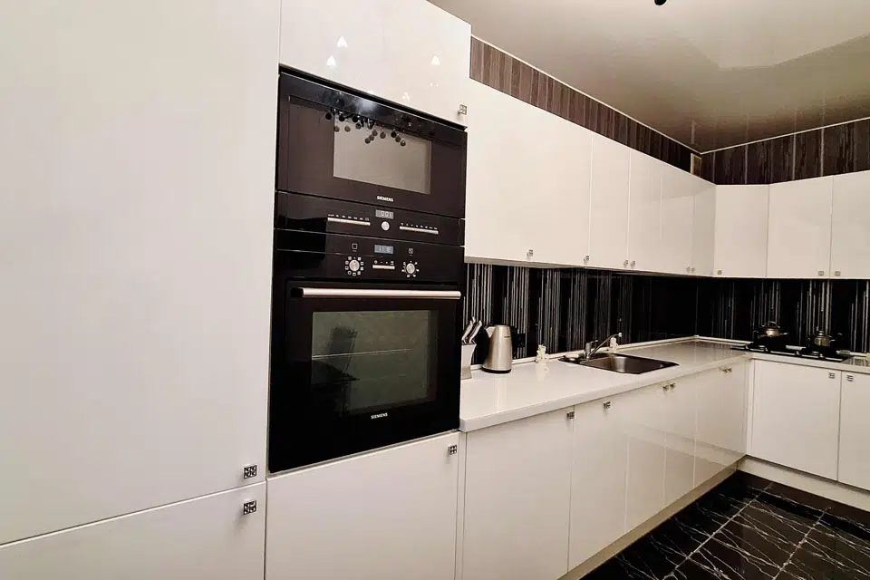 Продаётся 1-комнатная квартира, 33 м²