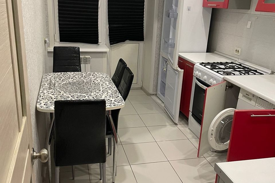 Сдаётся 1-комнатная квартира, 35 м²