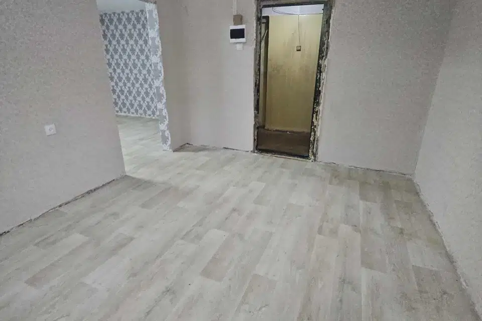 Продаётся 2 комнаты в 2-комн. квартире, 30.9 м²