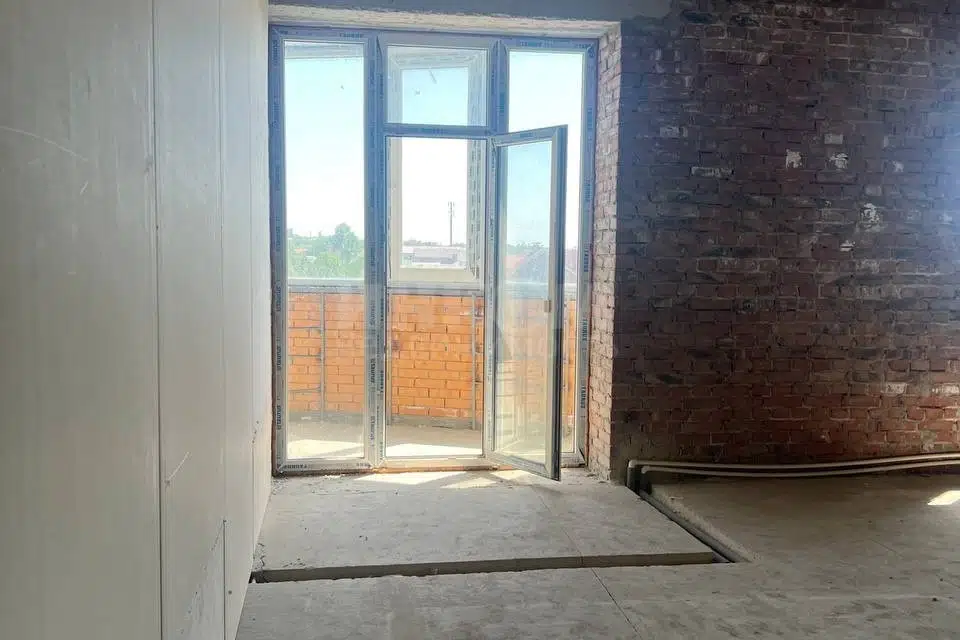 Продаётся 3-комнатная квартира, 106 м²