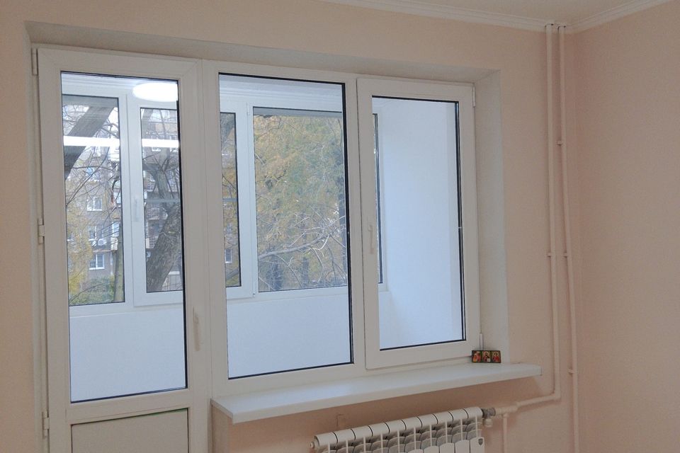 Продаётся 3-комнатная квартира, 56.7 м²