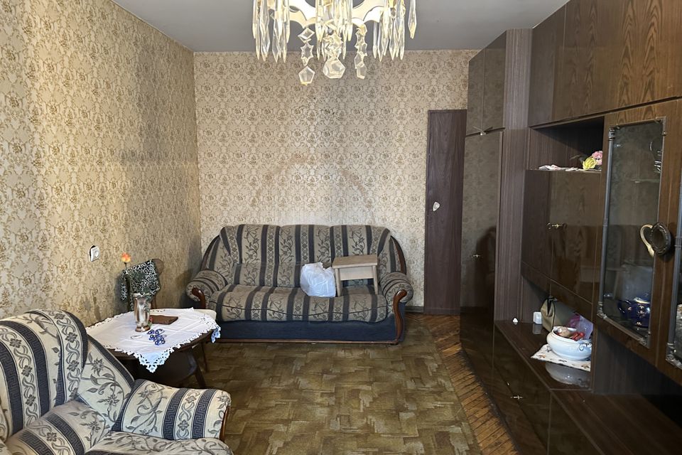 Продаётся 3-комнатная квартира, 56.9 м²