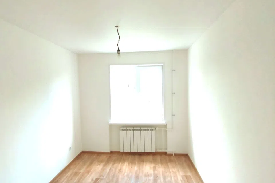 Продаётся 3-комнатная квартира, 57.8 м²