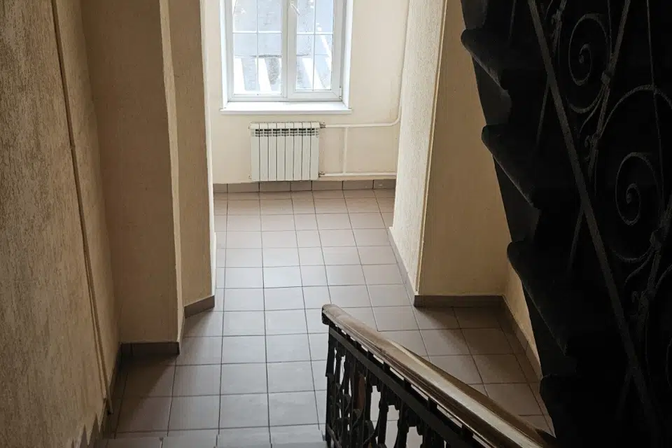 Продаётся 4-комнатная квартира, 104 м²