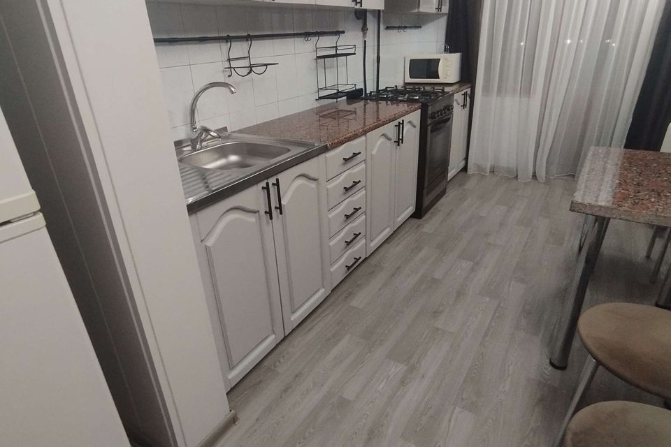 Продаётся 3-комнатная квартира, 74.4 м²