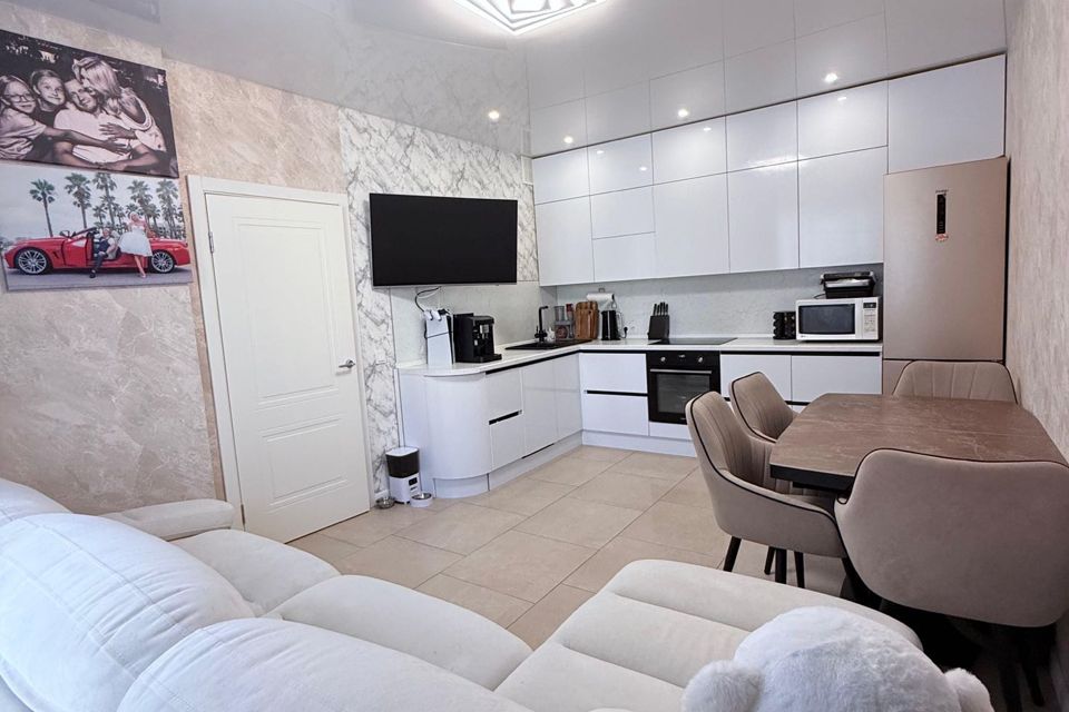 Продаётся 1-комнатная квартира, 42.4 м²
