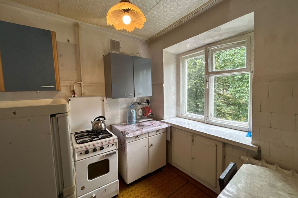 Продаётся 2-комнатная квартира, 42.4 м²