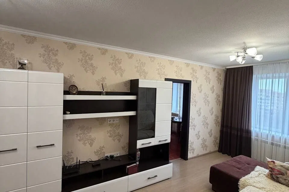 Продаётся 4-комнатная квартира, 88 м²