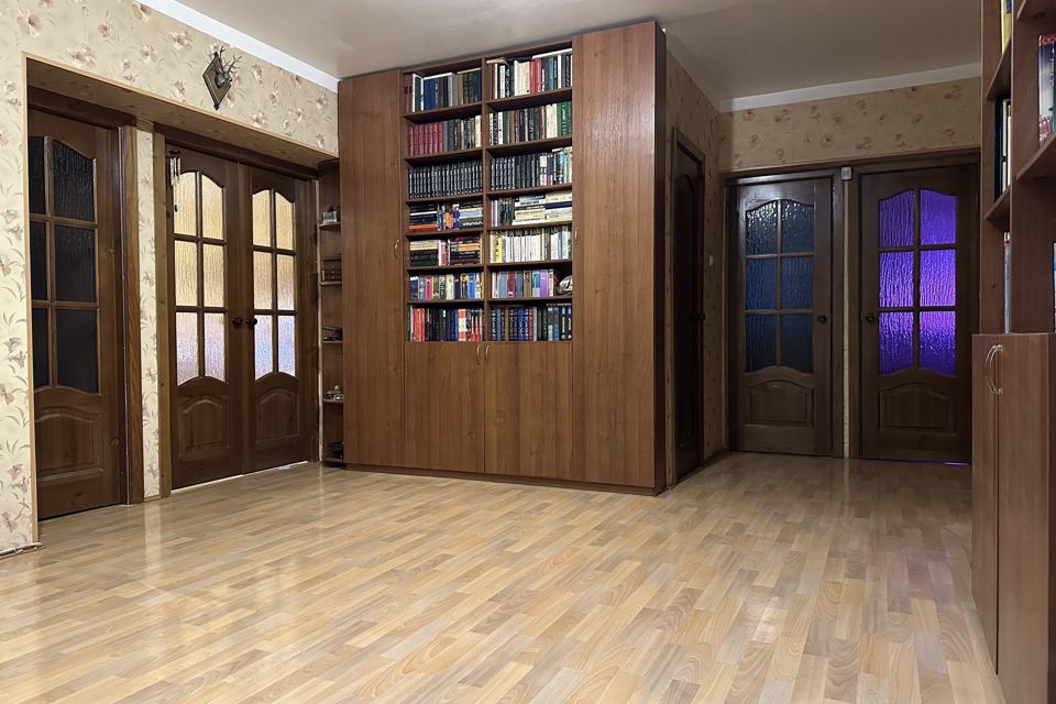 Продаётся 3-комнатная квартира, 115.2 м²