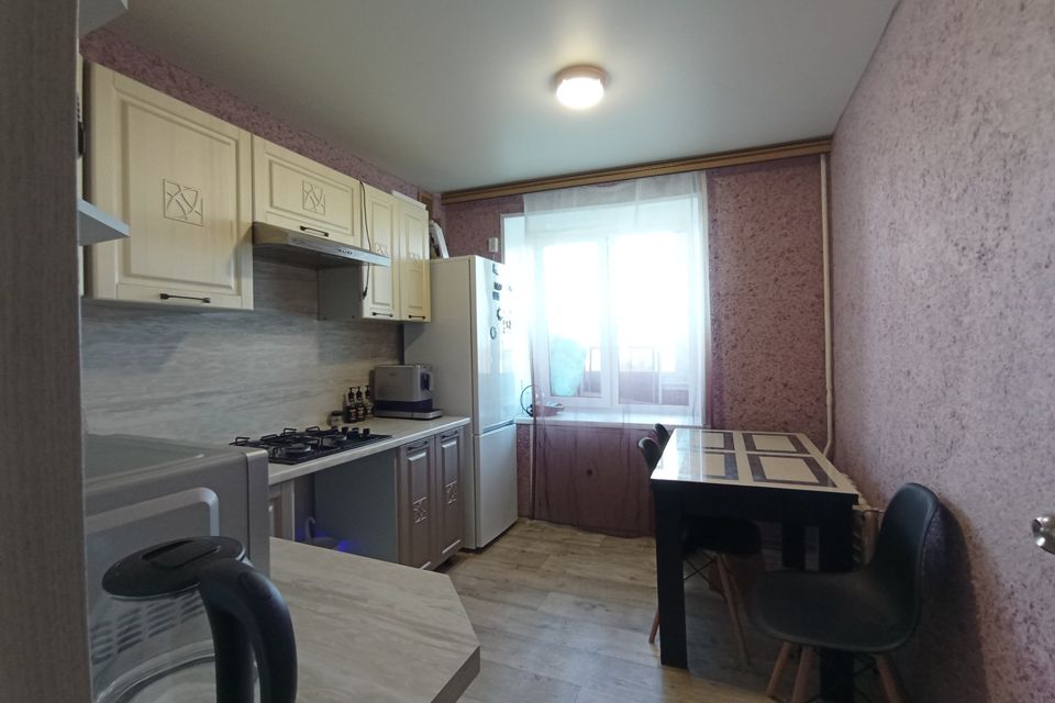 Продаётся 3-комнатная квартира, 51.2 м²