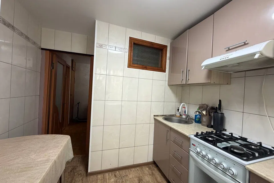 Продаётся 1-комнатная квартира, 32 м²
