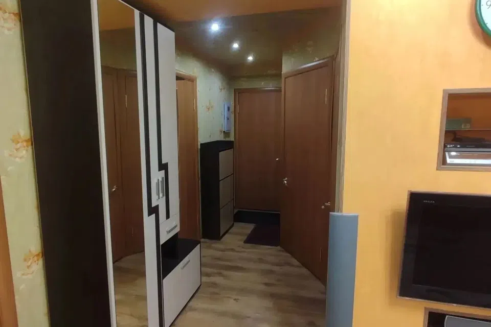 Продаётся 3-комнатная квартира, 60 м²