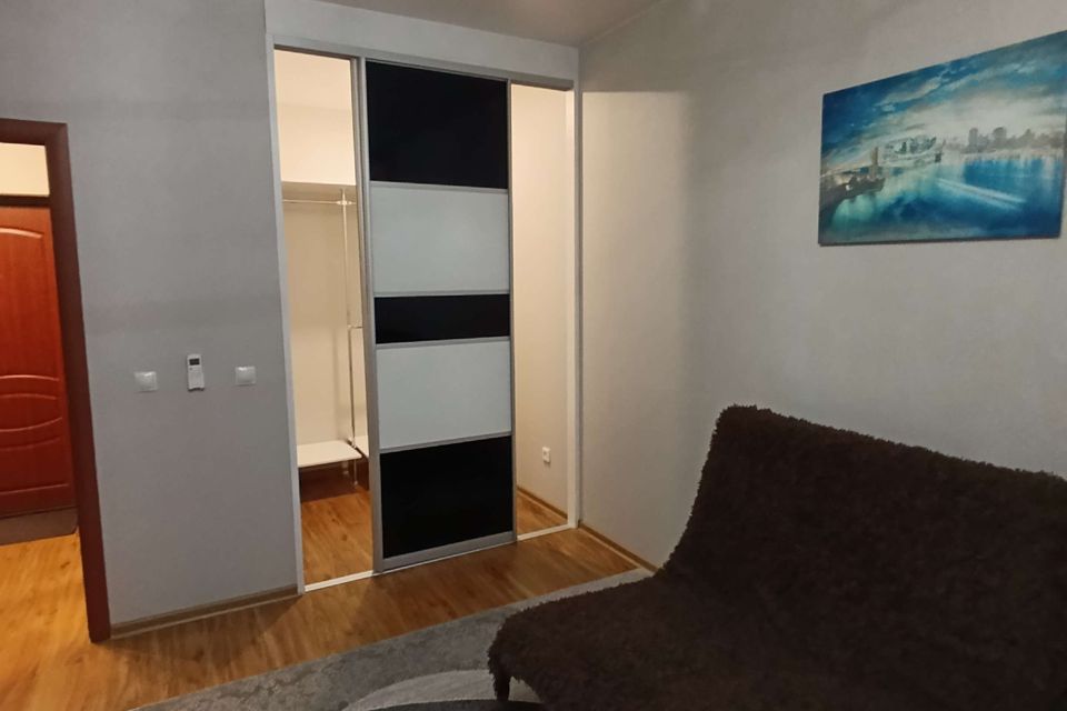 Сдаётся 1-комнатная квартира, 37 м²