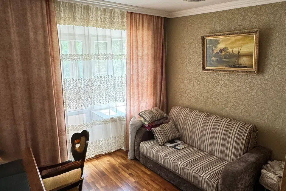 Продаётся 4-комнатная квартира, 95.4 м²