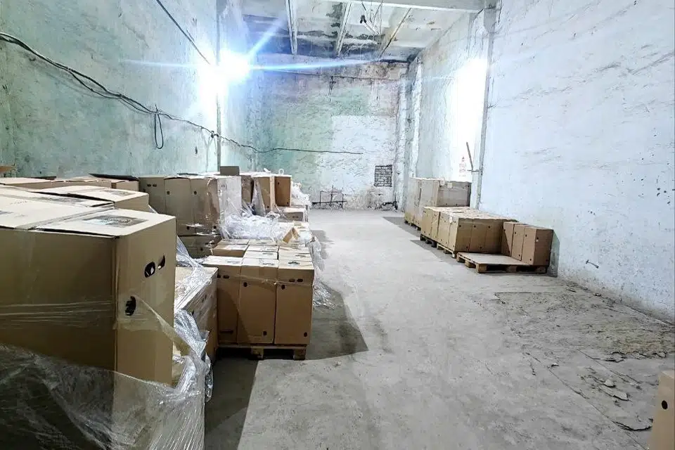 Продаётся склад, 1200 м²