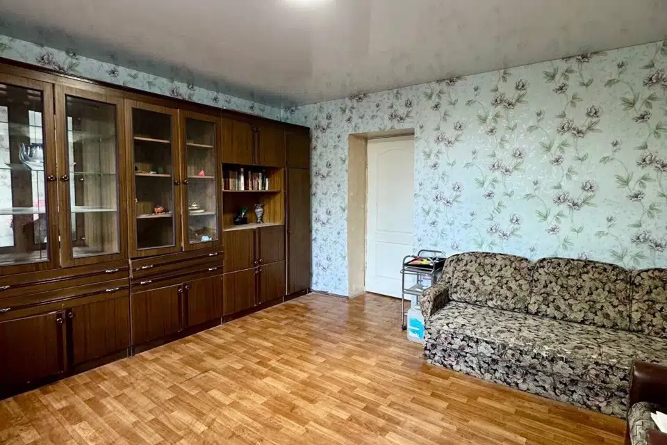 Продаётся 3-комнатная квартира, 59.3 м²