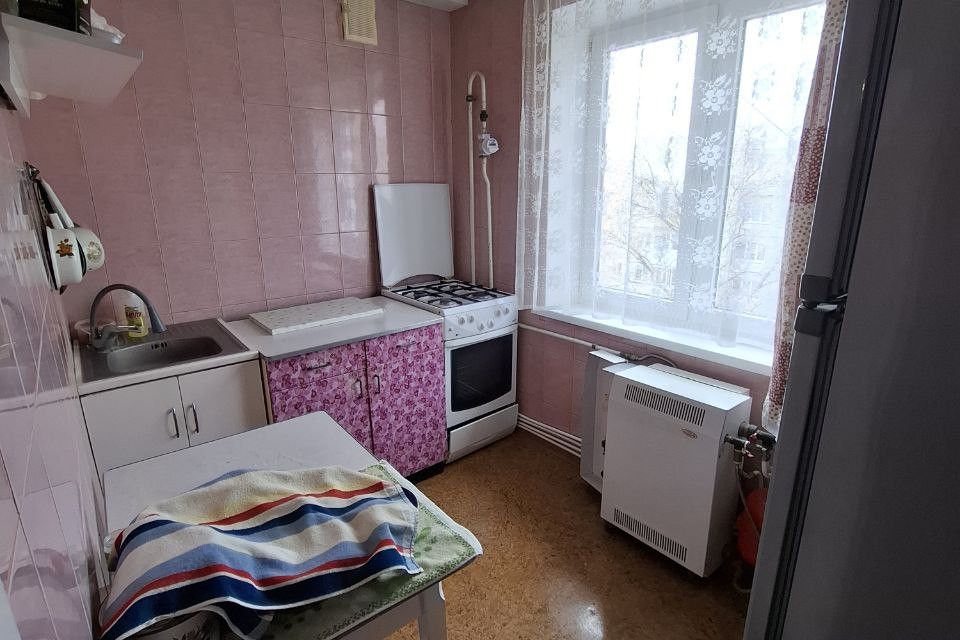 Продаётся 3-комнатная квартира, 55 м²