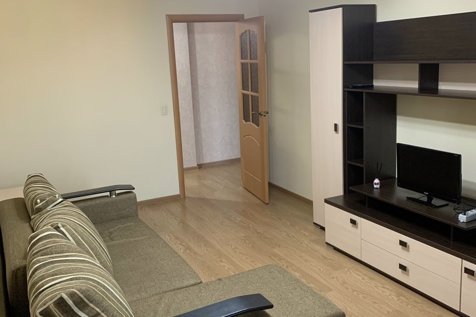 Продаётся 1-комнатная квартира, 40.3 м²