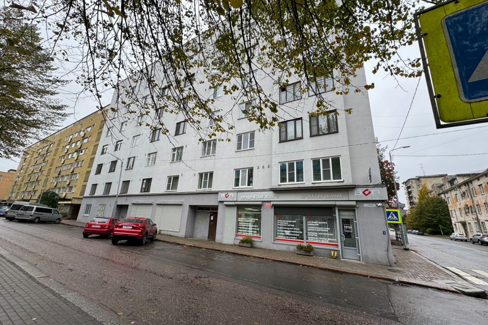 Продаётся 2-комнатная квартира, 42 м²