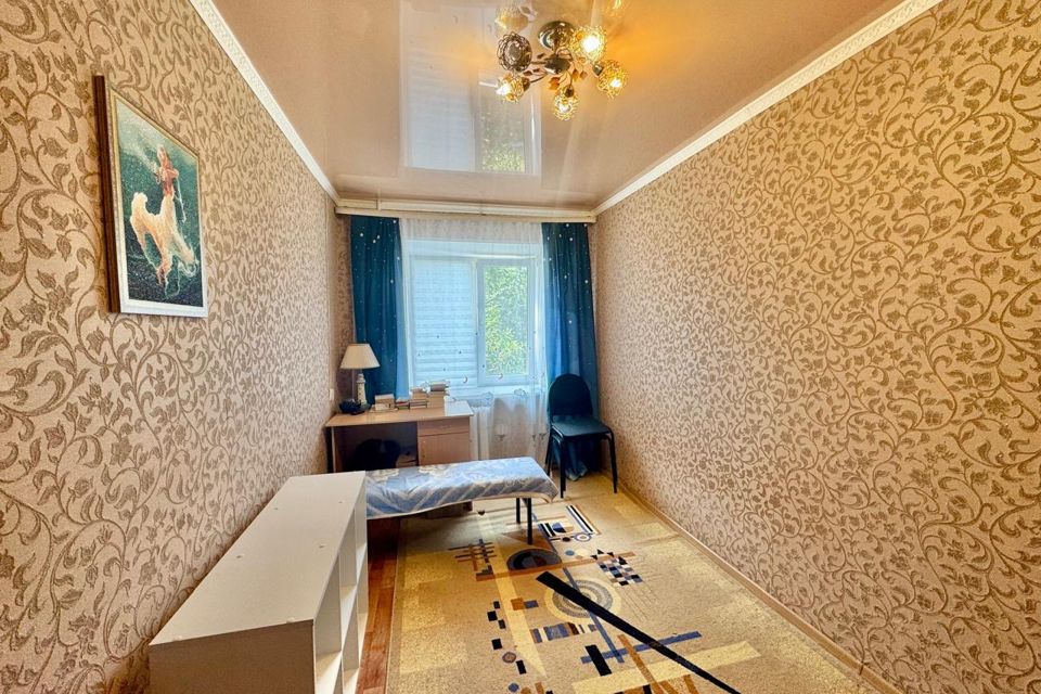Продаётся 3-комнатная квартира, 55.8 м²