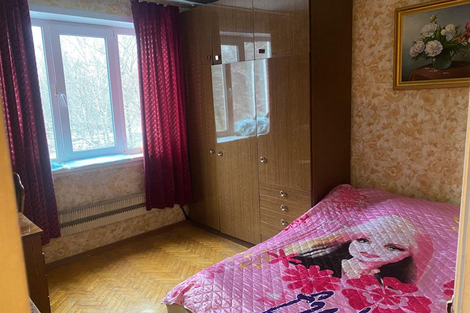 Продаётся 3-комнатная квартира, 57.6 м²