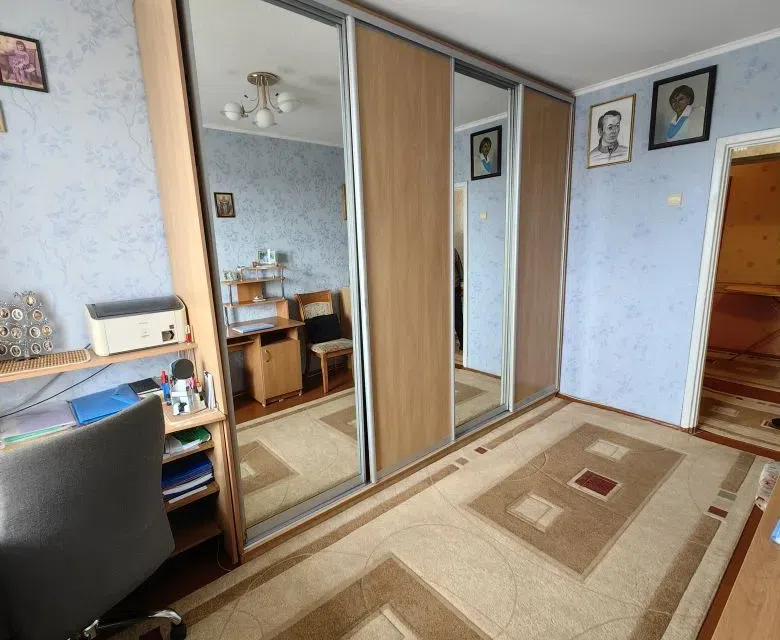 Продаётся 4-комнатная квартира, 82.8 м²