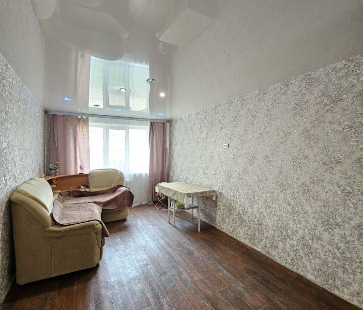 Продаётся 2-комнатная квартира, 43.8 м²