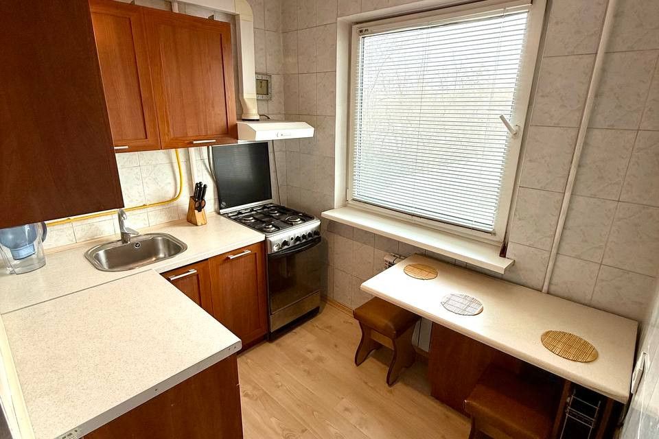 Продаётся 3-комнатная квартира, 57.6 м²