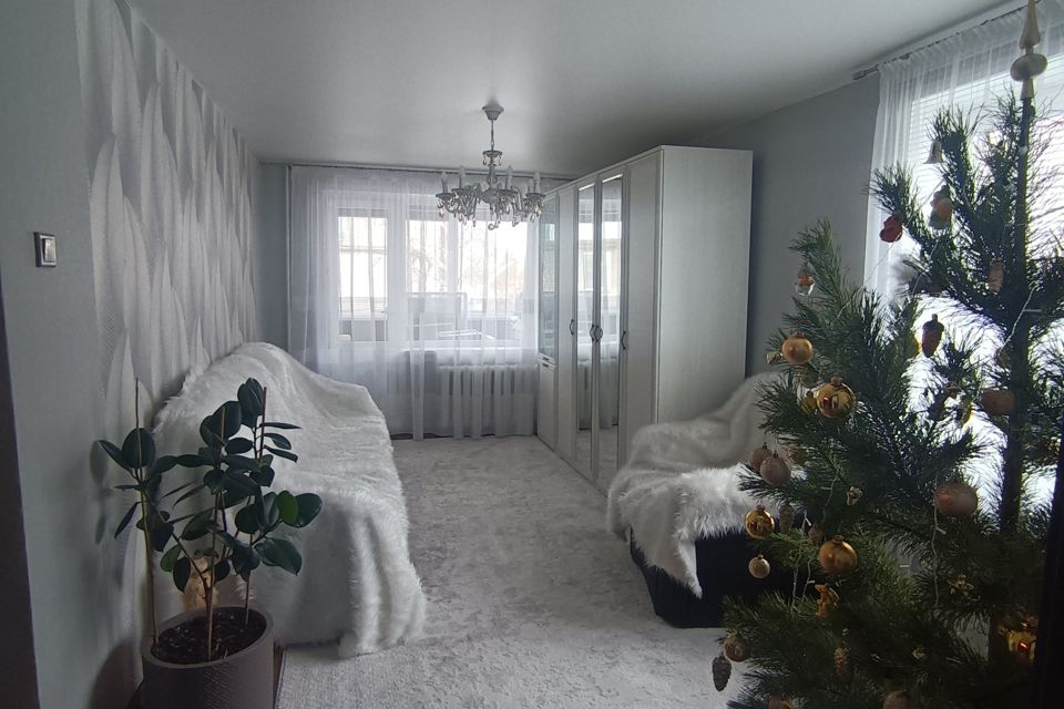 Продаётся 3-комнатная квартира, 60 м²