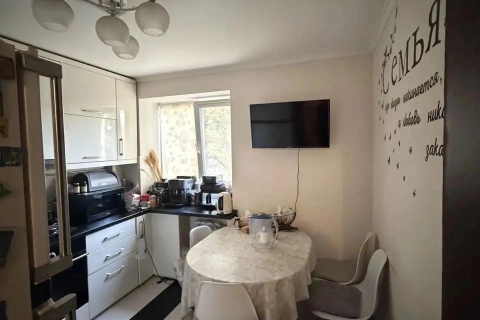 Продаётся 2-комнатная квартира, 48.3 м²
