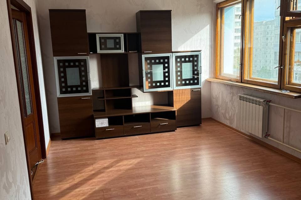Сдаётся 2-комнатная квартира, 68 м²