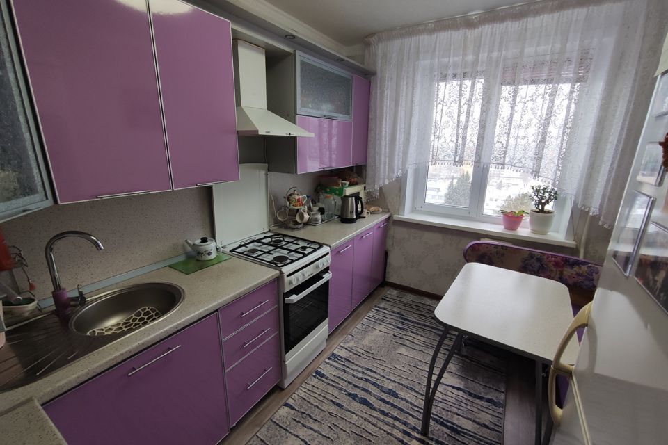 Продаётся 3-комнатная квартира, 65.4 м²