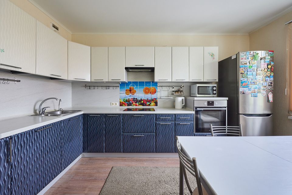 Продаётся 4-комнатная квартира, 93 м²