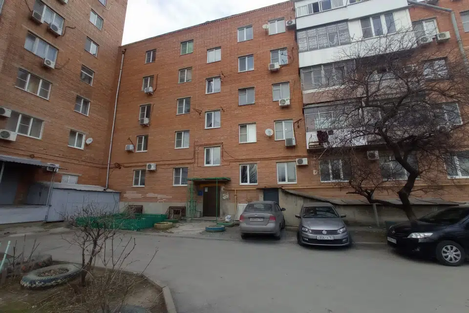 Продаётся 3-комнатная квартира, 51.2 м²