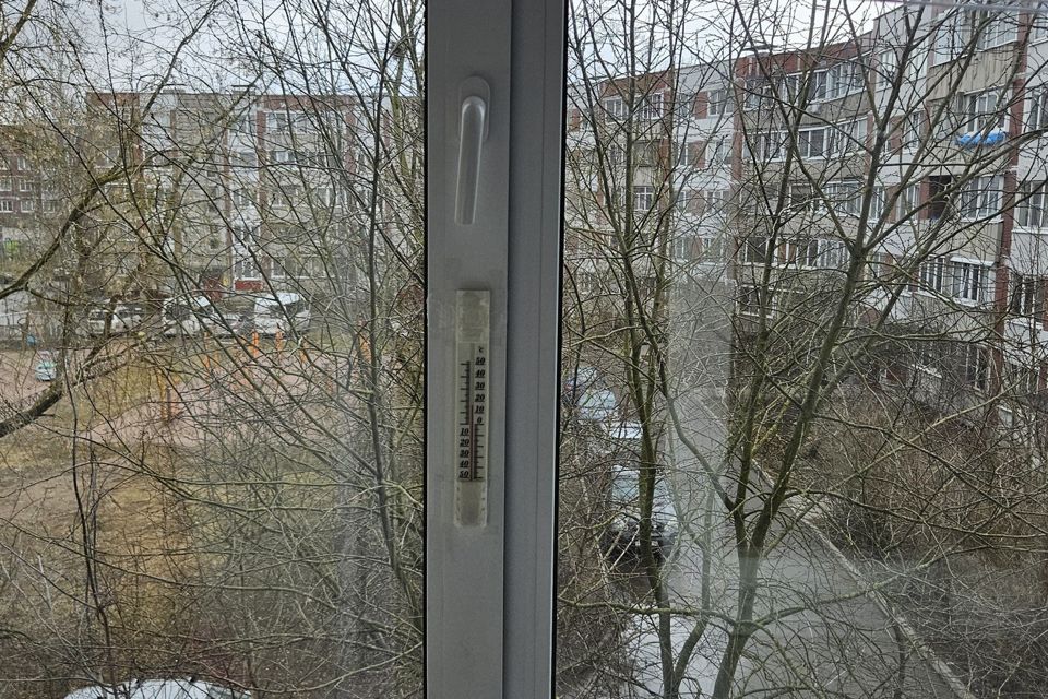 Продаётся 1-комнатная квартира, 37.3 м²