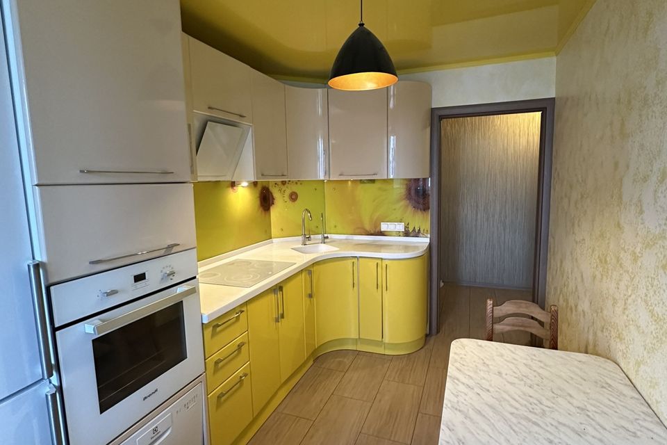 Продаётся 3-комнатная квартира, 69.3 м²