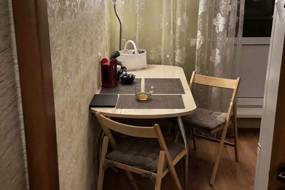 Продаётся 1-комнатная квартира, 37 м²