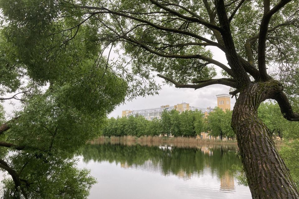 Продаётся 3-комнатная квартира, 102.8 м²