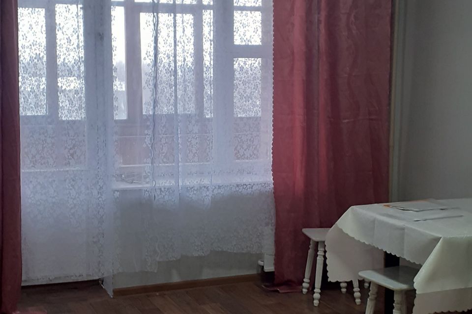 Продаётся 1-комнатная квартира, 37 м²