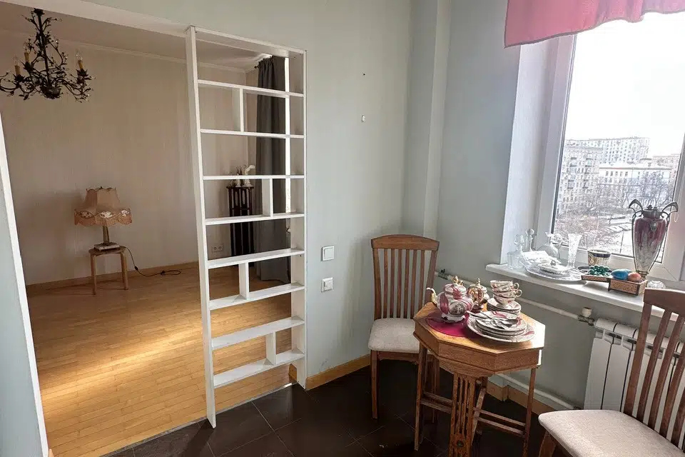 Продаётся 2-комнатная квартира, 57.2 м²