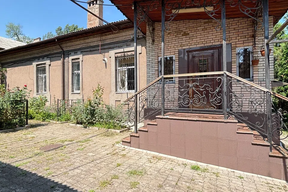 Продаётся 1-этажный дом, 300 м²