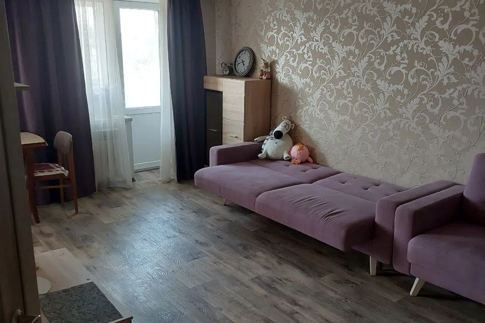 Продаётся 3-комнатная квартира, 56 м²