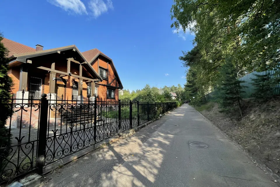Купить дом в москве